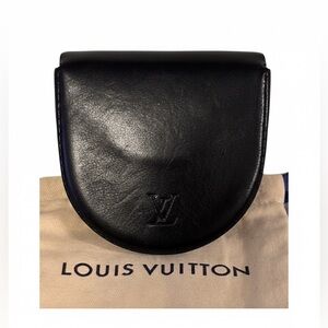 Louis Vuitton LV Vintage Small Black Leather Coin Pouch/ Jewelry Holder Accesory